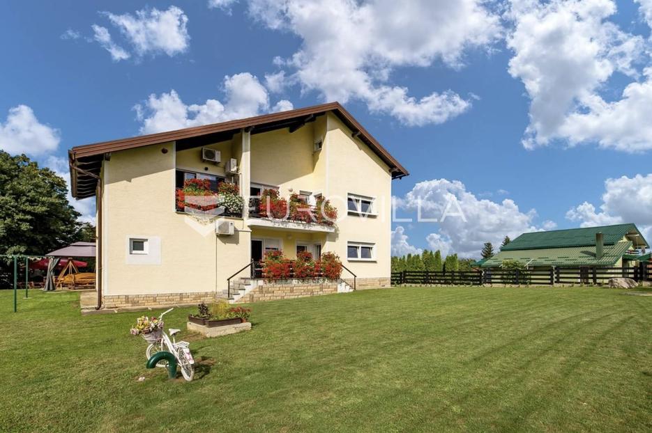 Maison À vendre Rakovica