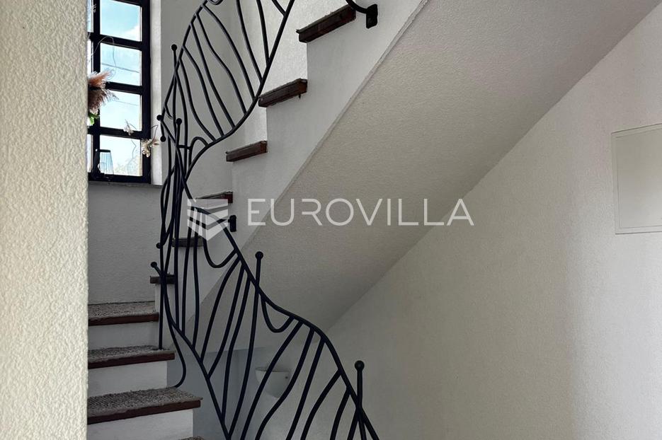Maison À vendre -  Rakovica