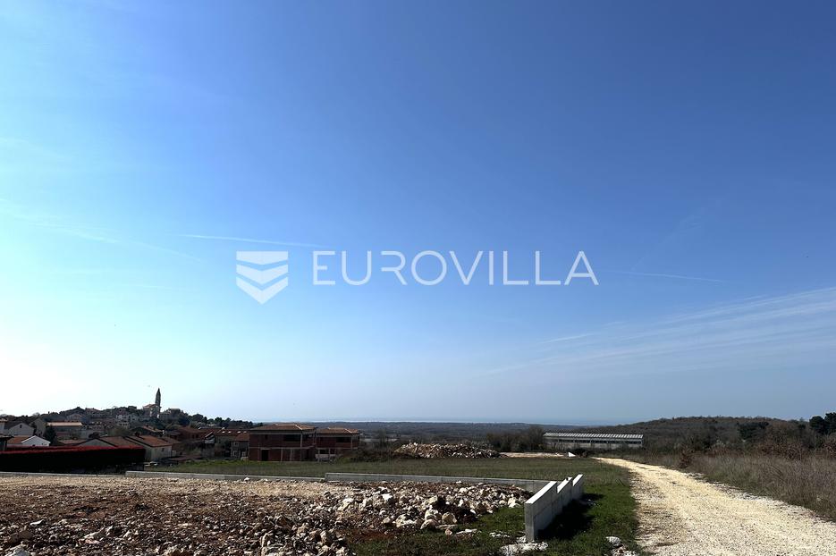 Land For sale - Istarska Višnjan