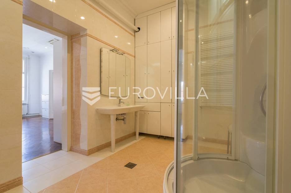 Flat For sale -  Donji Grad