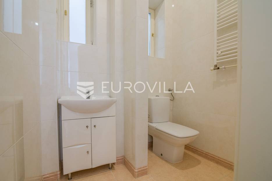 Flat For sale -  Donji Grad