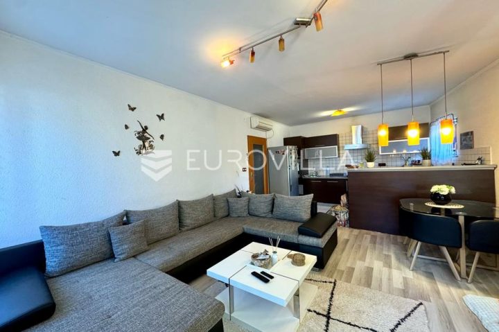 Flat for sale 78 m² – Centar