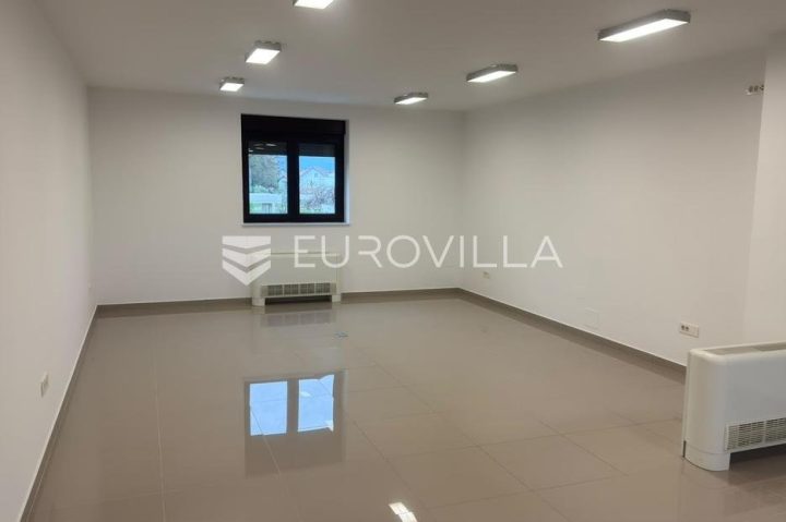 Business premises For rent - Grad Zagreb Sesvete - foto 5/14