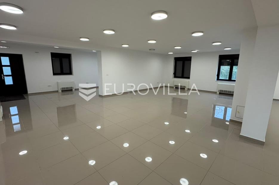 Business premises For rent - Grad Zagreb Sesvete