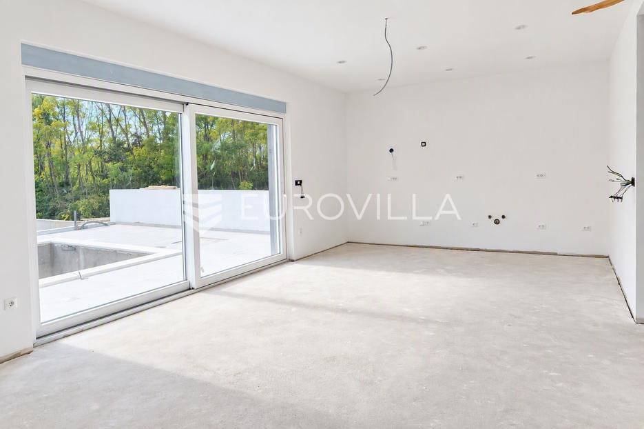 Apartma Naprodaj - Zadarska Privlaka