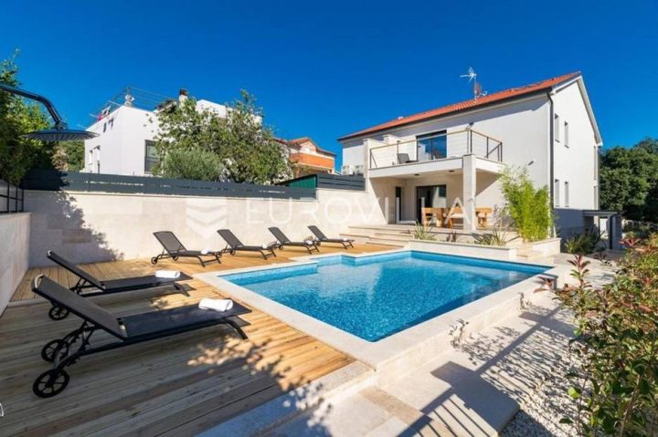 House for sale 294 m² – Ližnjan