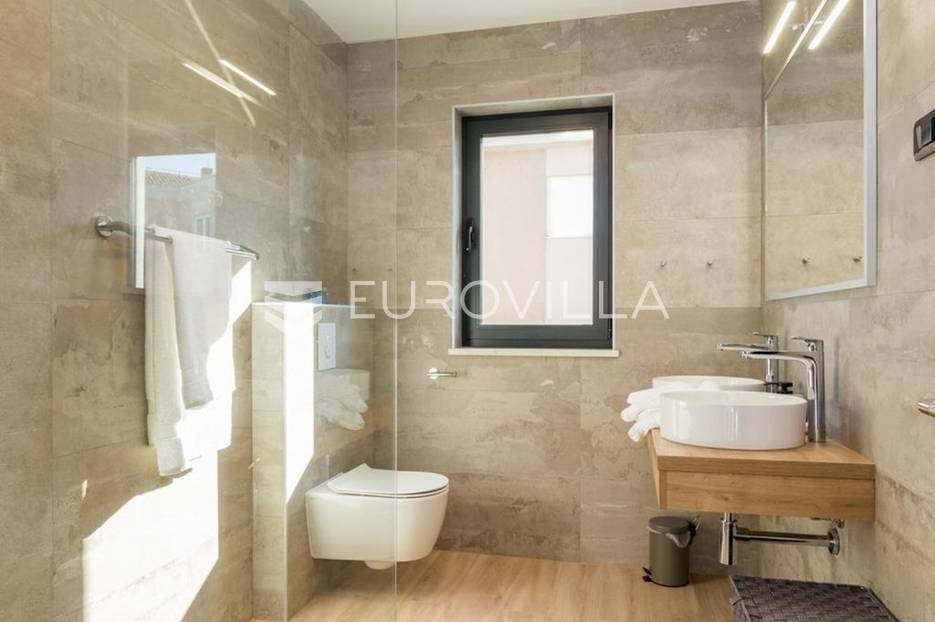 Haus Zu verkaufen -  Ližnjan