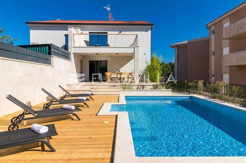 Haus Zu verkaufen -  Ližnjan