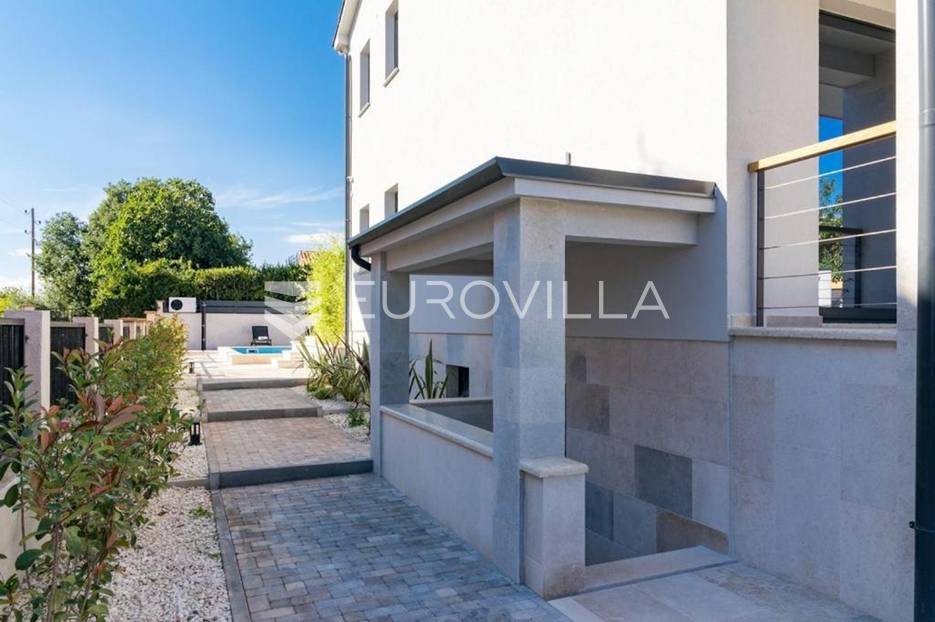 Haus Zu verkaufen -  Ližnjan