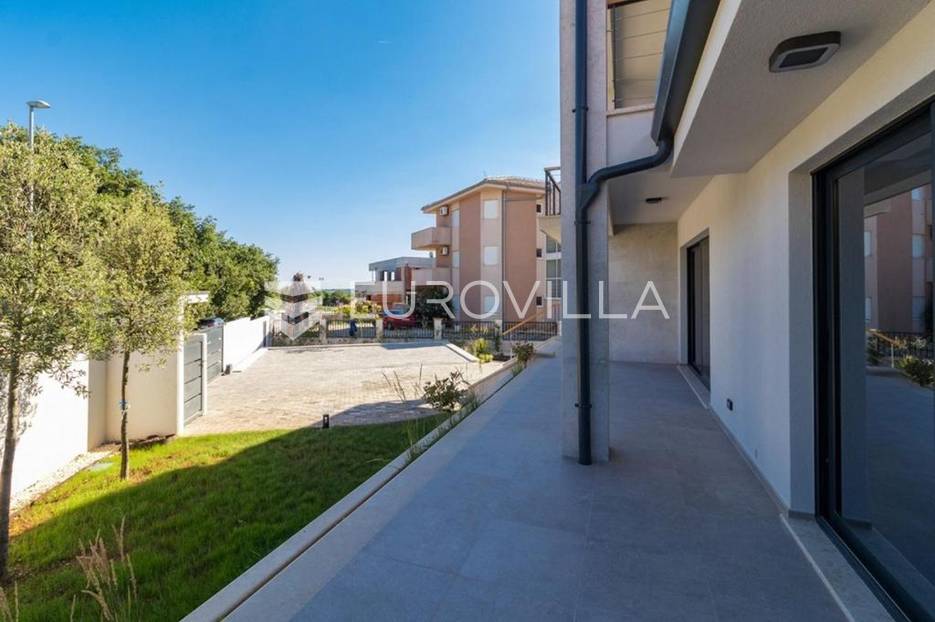Haus Zu verkaufen -  Ližnjan