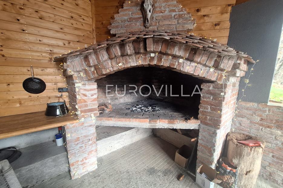 Dom Na predaj -  Karlovac