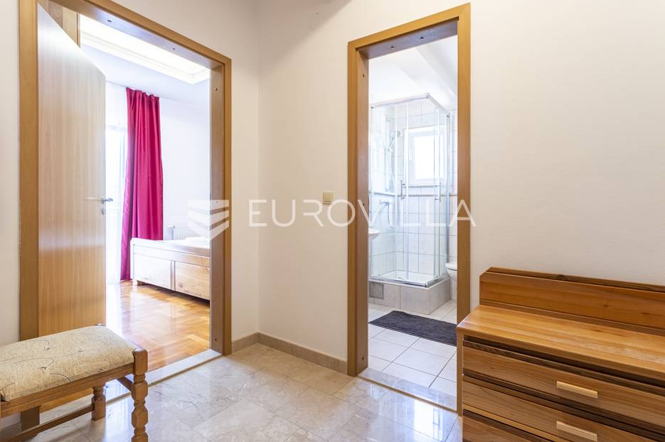 Hotel Na prodaju -  Trogir - Okolica