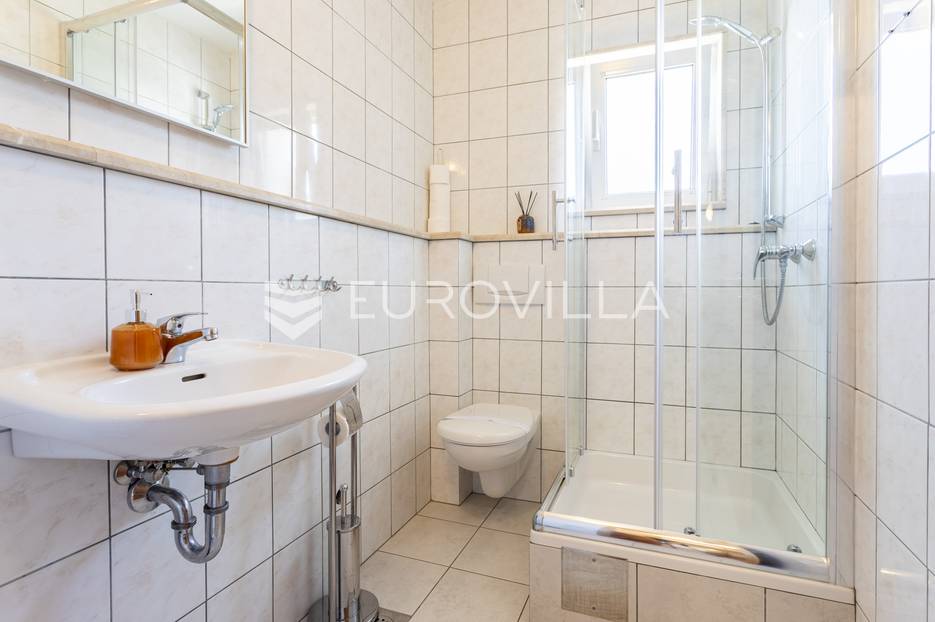 Hotel Na prodaju -  Trogir - Okolica