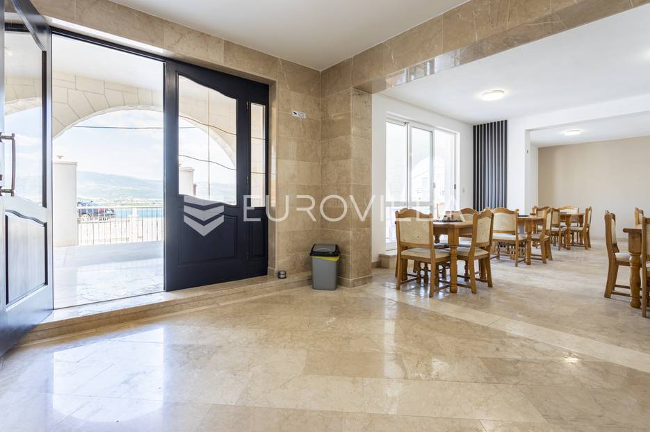 Hotel Na prodaju -  Trogir - Okolica