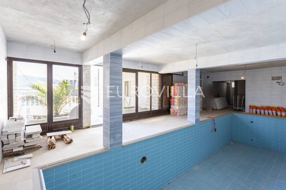 Hotel Na prodaju -  Trogir - Okolica