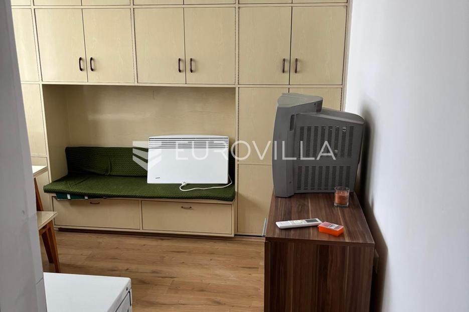Apartmán Na predaj -  Karlovac