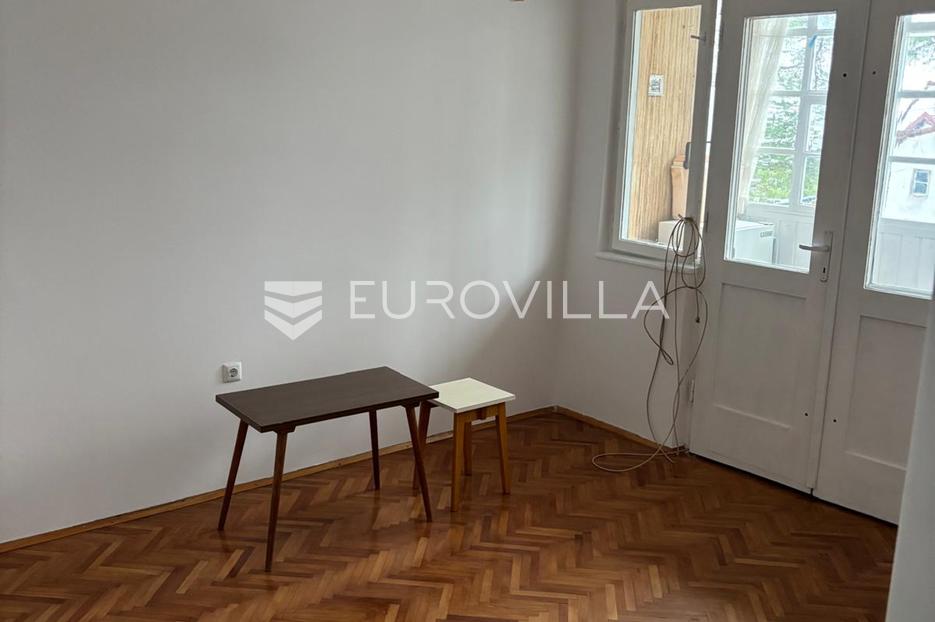Apartmán Na predaj -  Karlovac