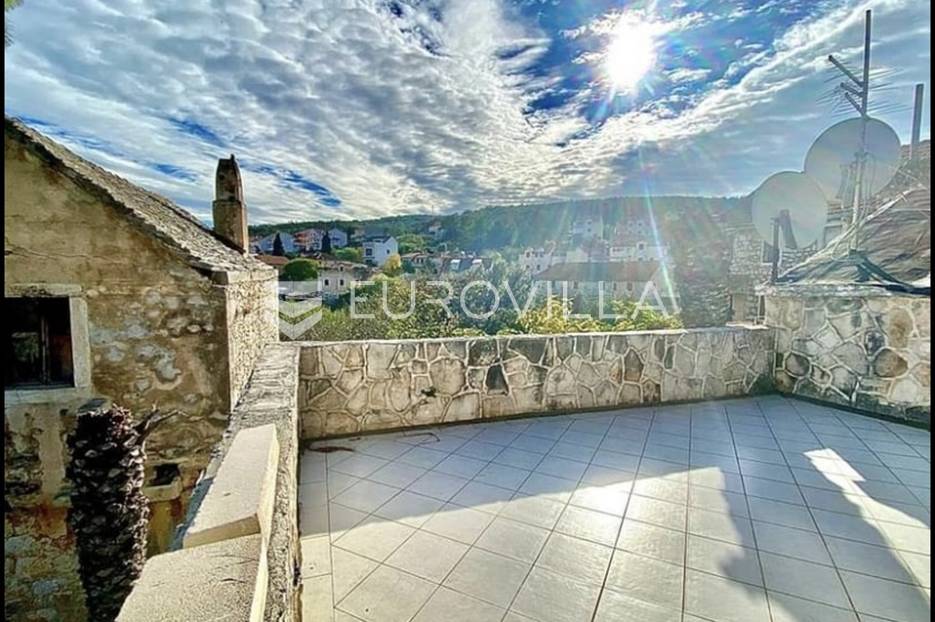 Dom Na predaj -  Supetar