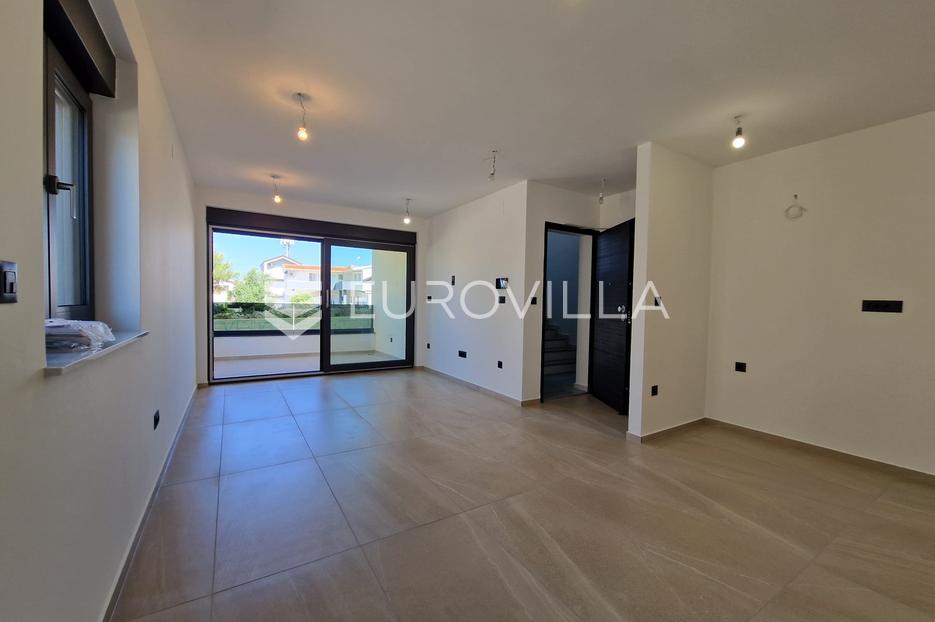 Flat For sale -  Vir