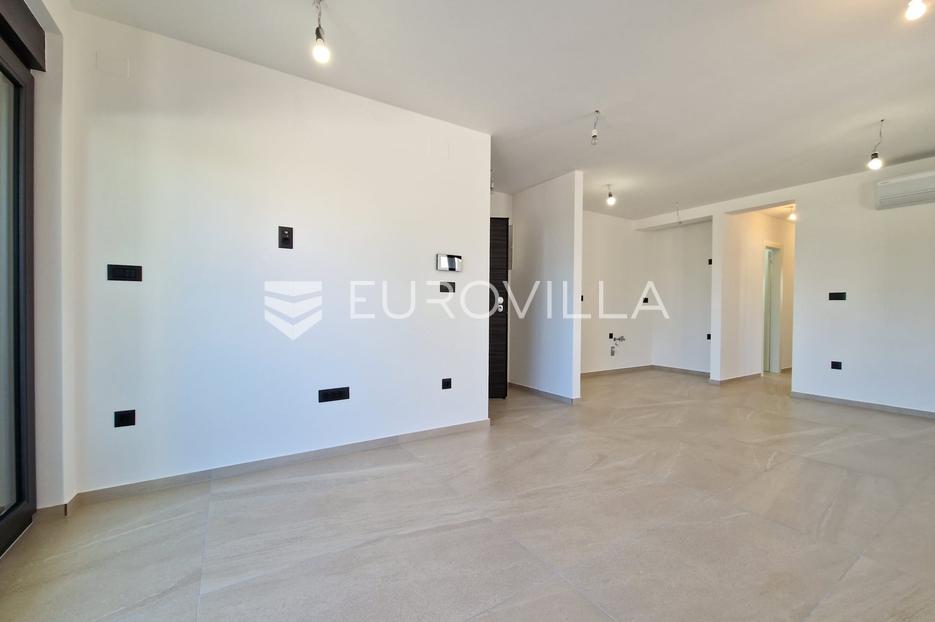 Flat For sale -  Vir