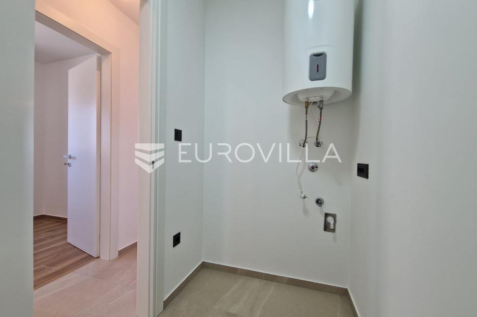 Flat For sale -  Vir