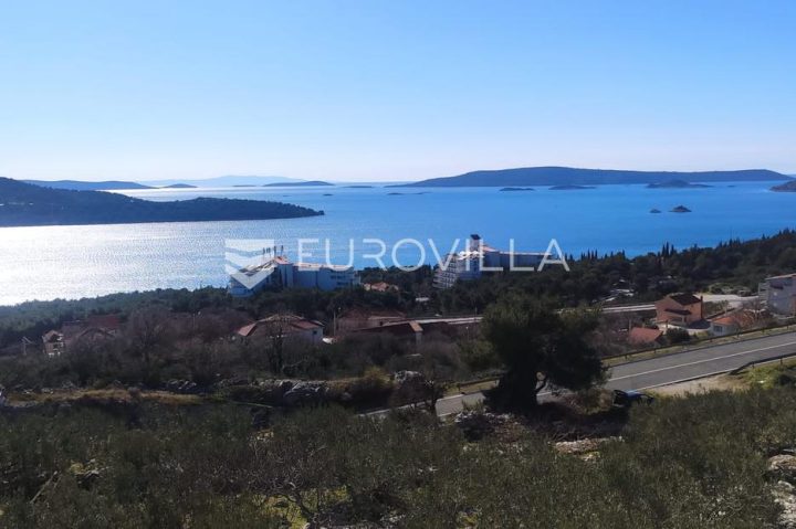 Pozemok na predaj 3000 m² – Seget Donji
