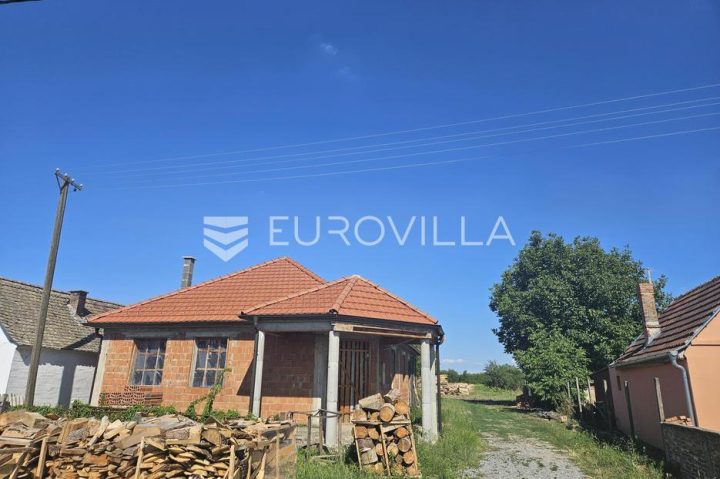 Dům na prodej 190 m² – Poganovci
