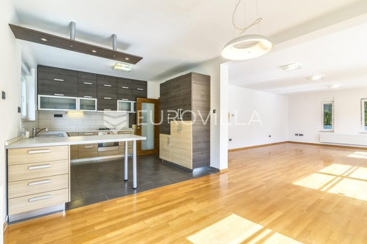 House For rent - Grad Zagreb Podsljeme - foto 4/19
