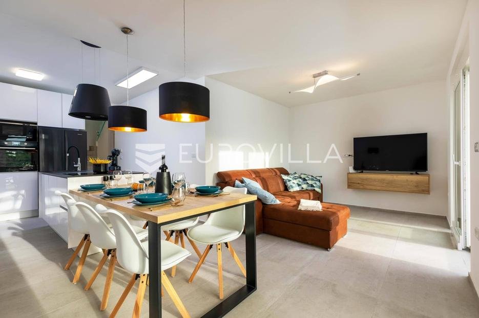 House For rent - Istarska Svetvinčenat