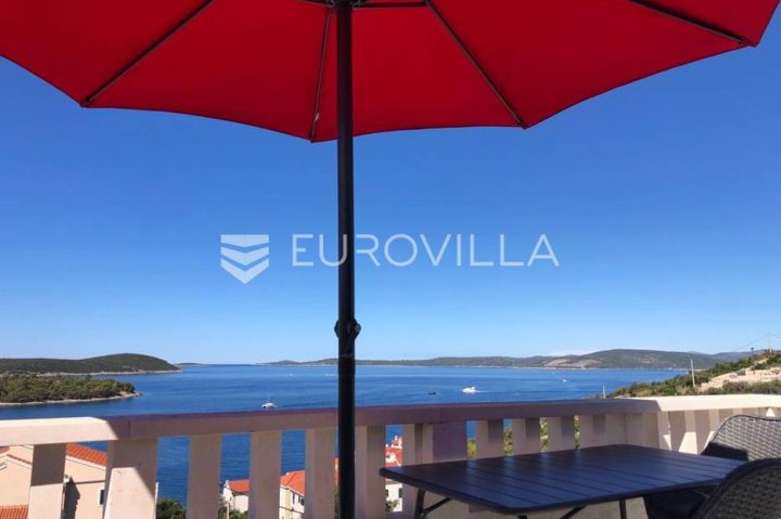Appartamento in vendita 174 m² – Maslinica