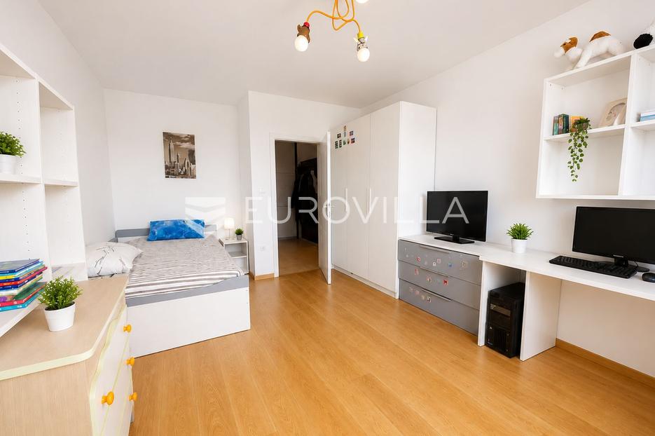 Flat For sale - Ličko-senjska Senj