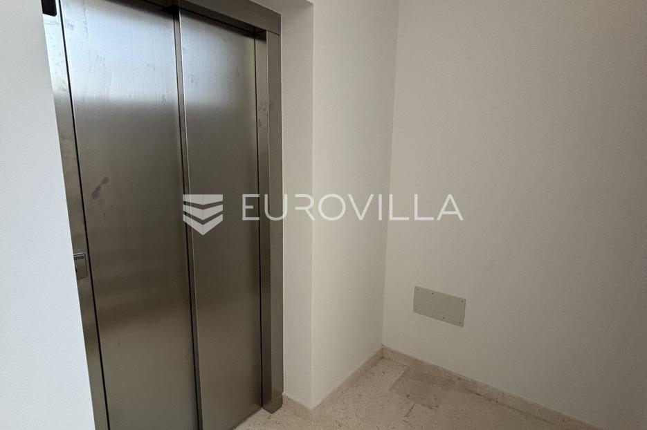 Apartment Zu verkaufen -  Pula