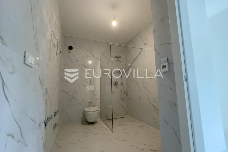 Appartement À vendre -  Rijeka