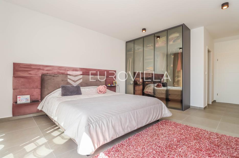 House For sale -  Novigrad