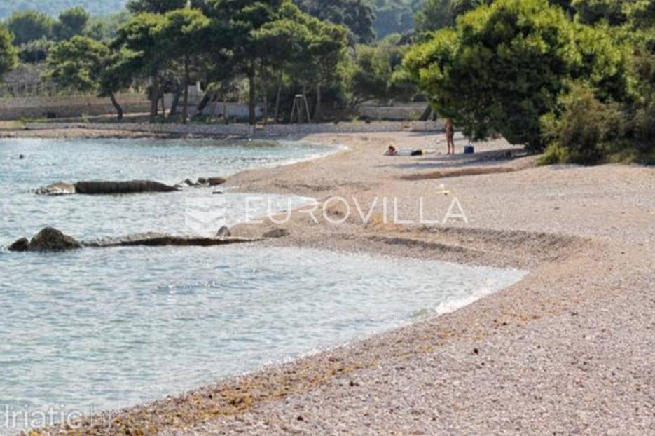 Terreno In vendita -  Supetar