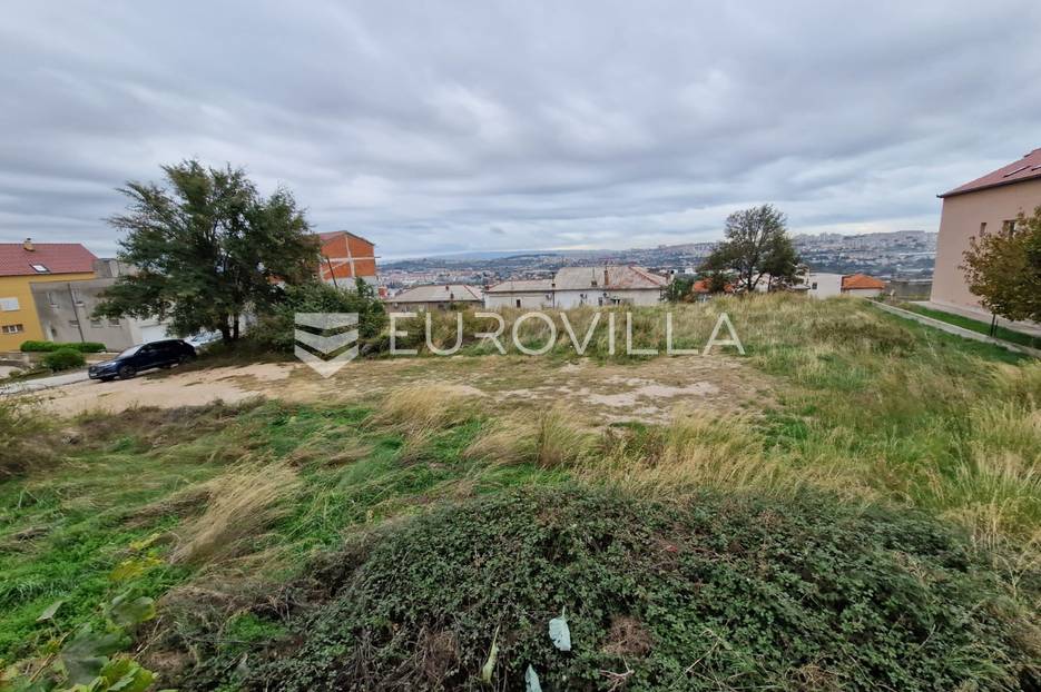 Terreno In vendita -  Solin