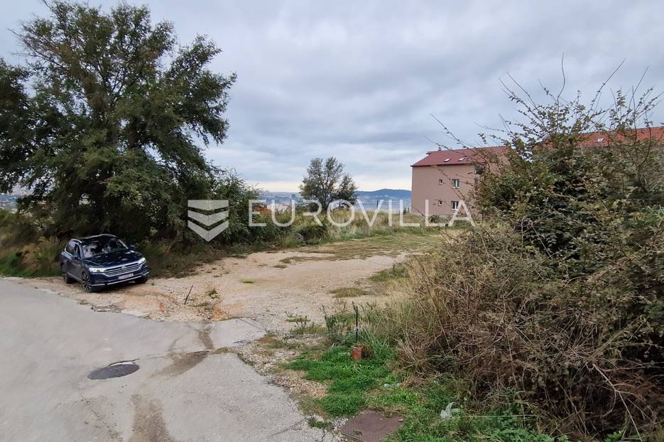 Terreno In vendita -  Solin