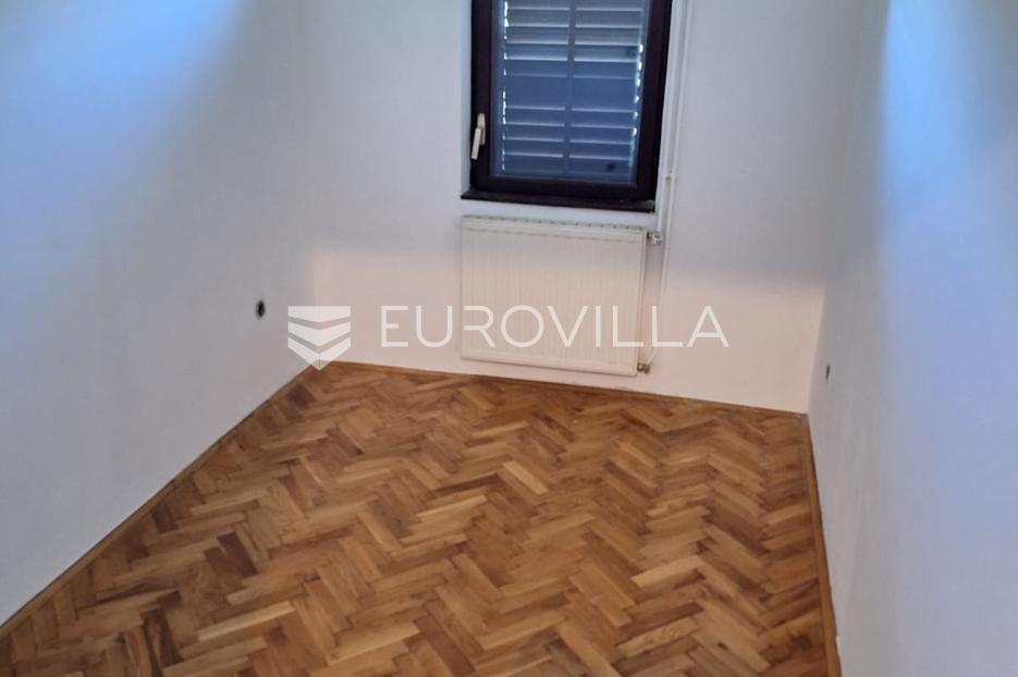 Dům Na prodej -  Karlovac