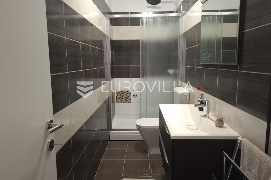 Apartma Na predaj -  Hvar