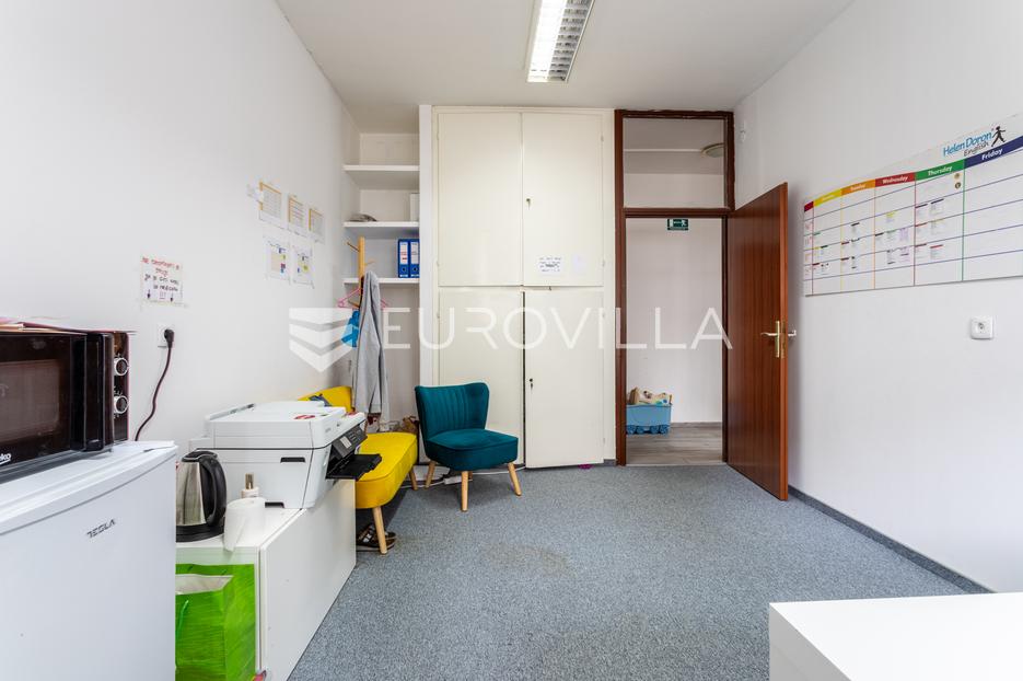 Business premises For sale -  Split