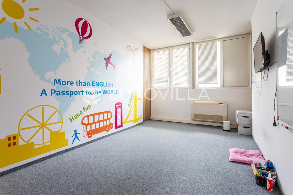 Business premises For sale -  Split