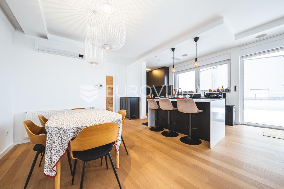 Apartma Na predaj -  Maksimir