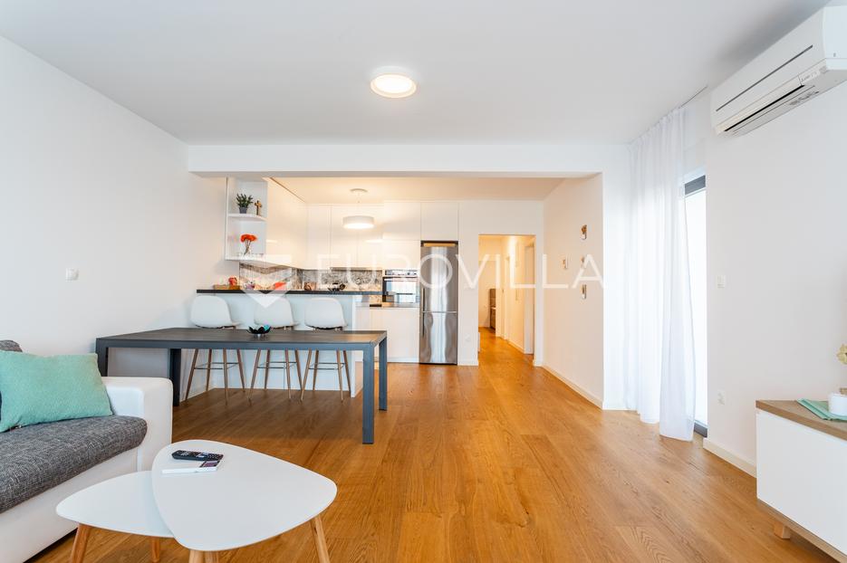 Appartamento In vendita - Splitsko-dalmatinska Makarska