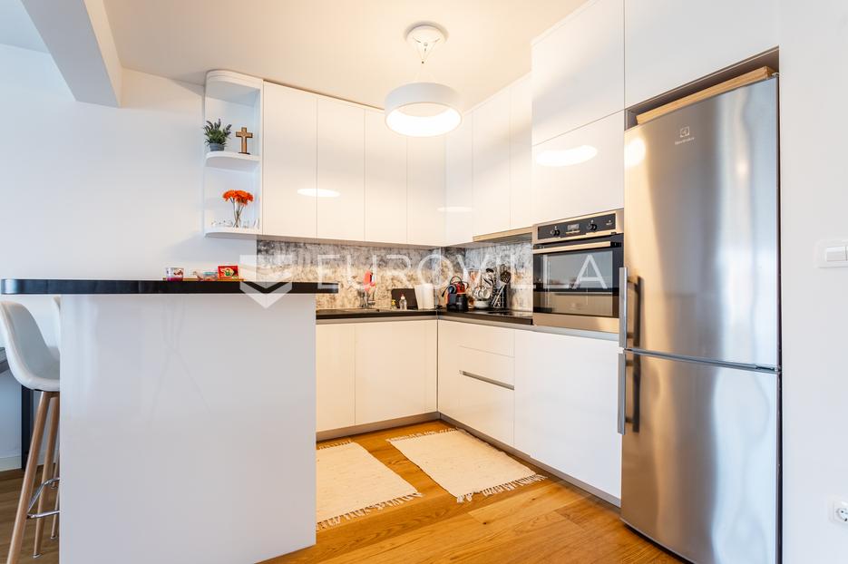 Appartamento In vendita - Splitsko-dalmatinska Makarska
