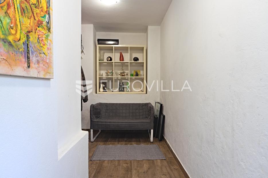 Commerciale In vendita - Osječko-baranjska Osijek