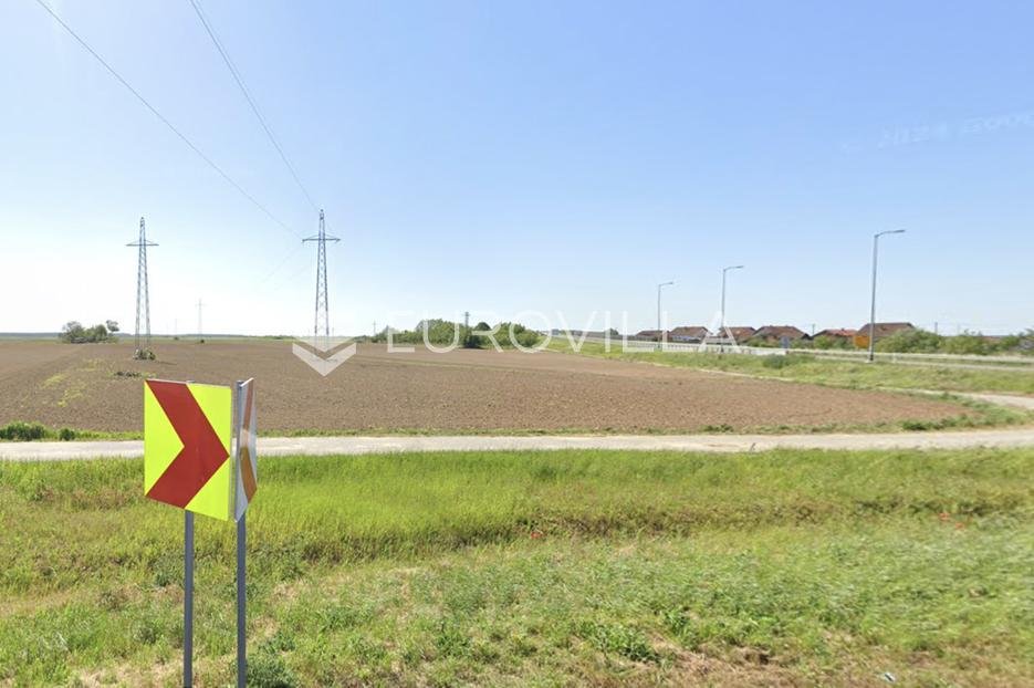 Pozemek Na prodej -  Vinkovci - Okolica