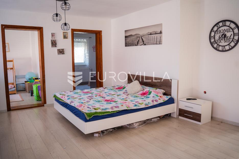 Haus Zu verkaufen -  Otok