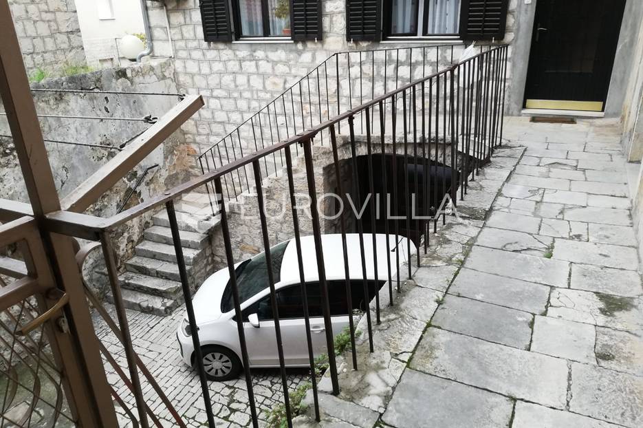 Dom Na predaj -  Kaštela