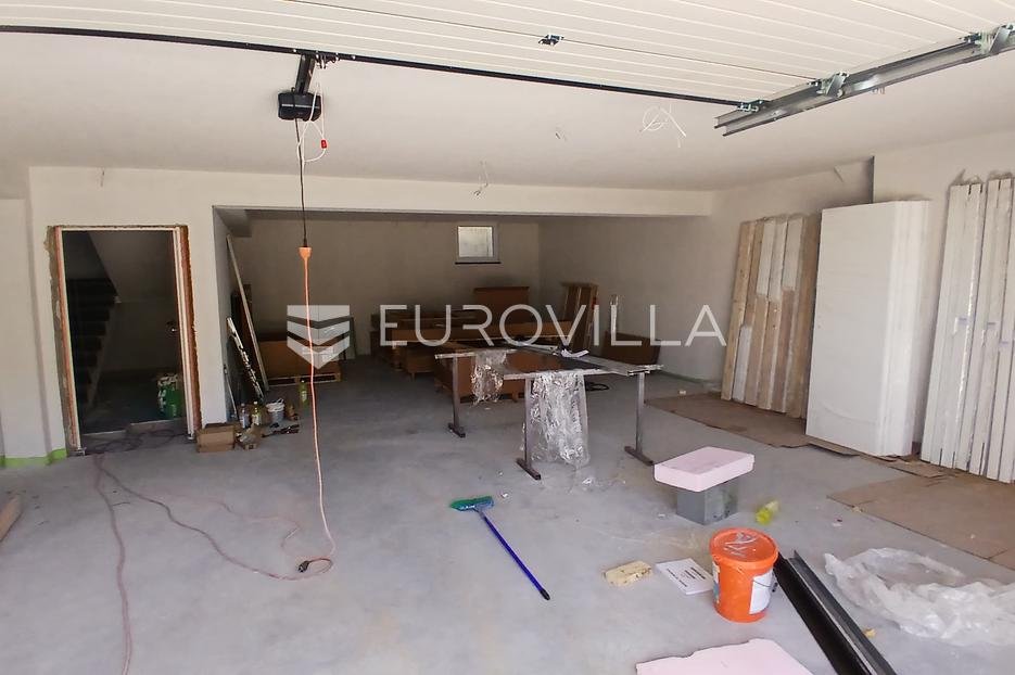 Apartma Naprodaj - Splitsko-dalmatinska Makarska