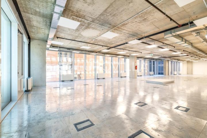 Poslovni prostor na prodaju 269 m² – Buzin